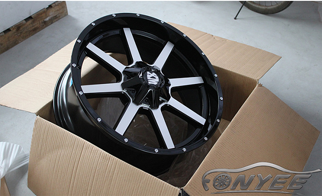 картинка Новые диски Mudder Xtreme XM-304 R22 6x139,7/135 ET0 J9 черный глянец + серебро магазин  StreetTuning 