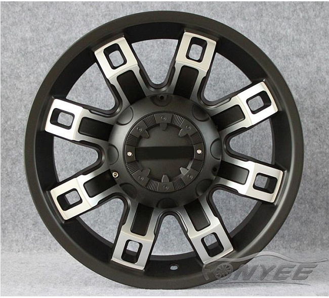 картинка Новые диски Blazn R18 6X135-139,7 ET-6 J9 черные + серебро магазин  StreetTuning 