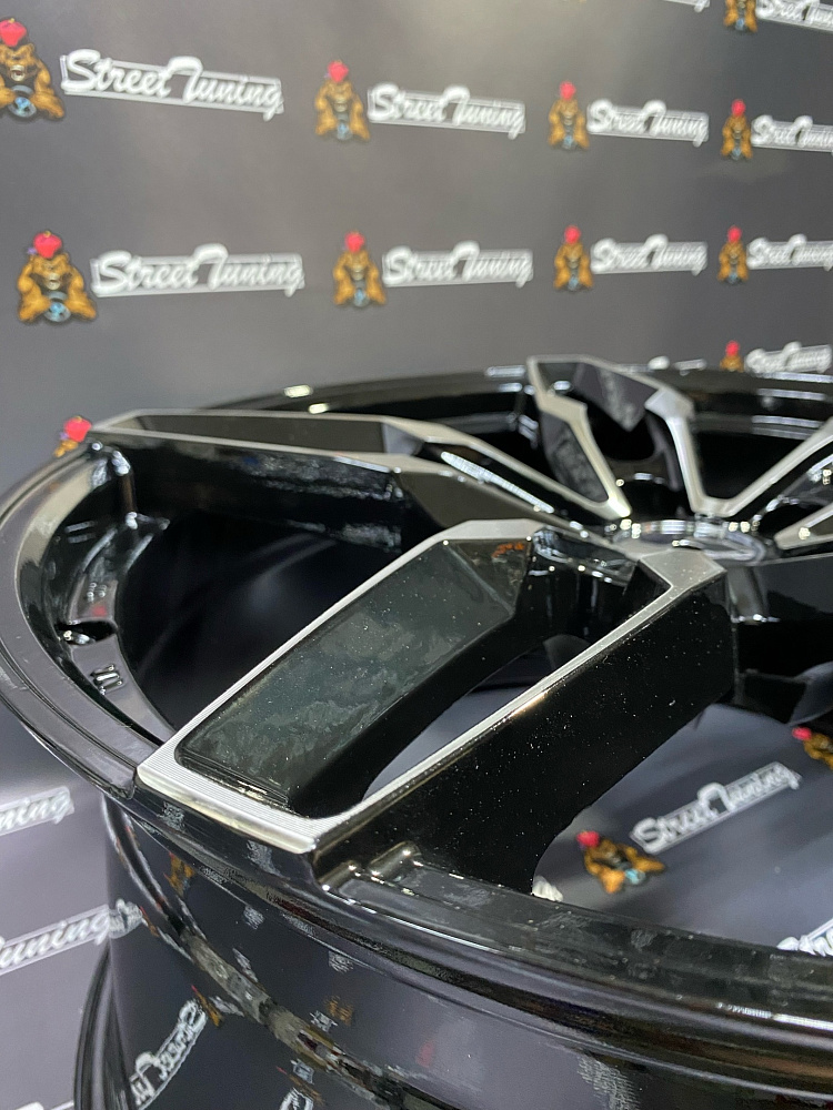 картинка Новые диски Inforged R19 J8.5 ET38 5x108 Black + Silver от магазина  StreetTuning