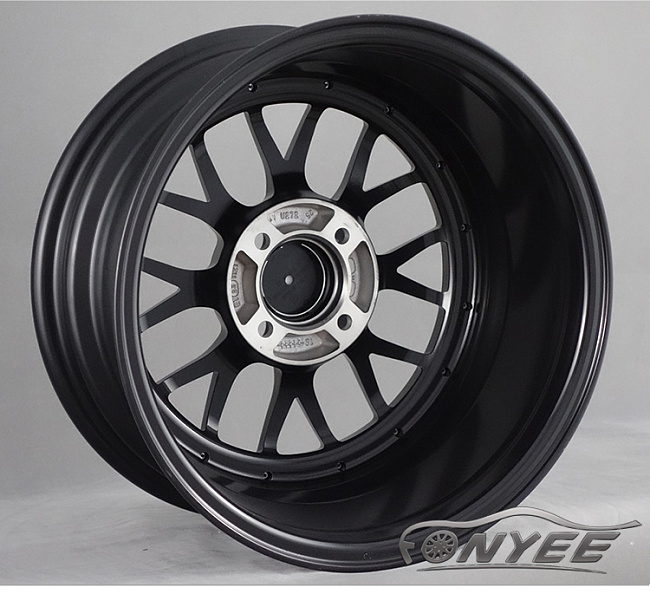 картинка Новые диски BBS LM R15 4X100 ET35 J7 черный мат + полированная полка магазин  StreetTuning 