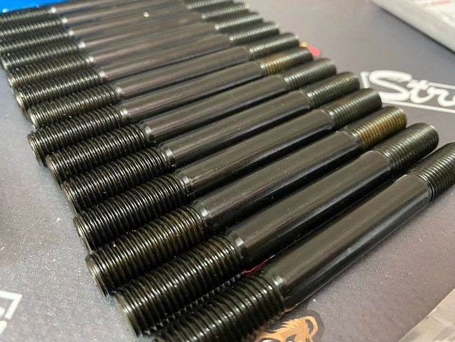 картинка ARP Шпильки постели коленвала для Toyota MarkII, Supra 1JZ/2JZ магазин  StreetTuning 