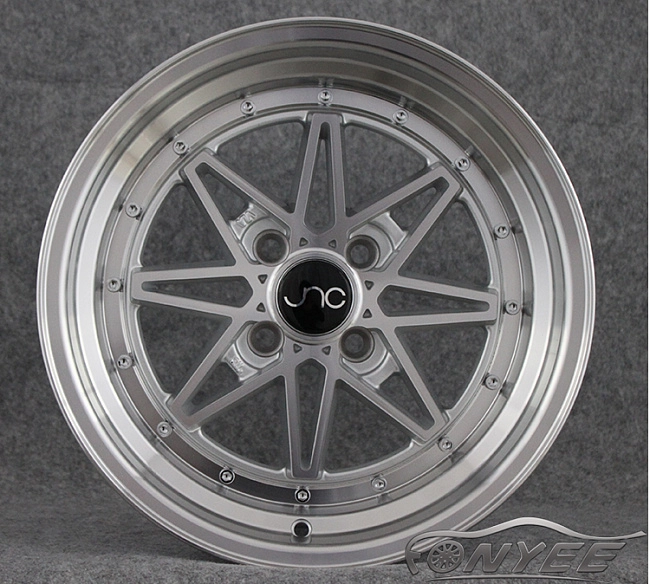 картинка Новые диски Equip 03 R15 4x100 ET25 J8 серебро + полированная полка магазин  StreetTuning 