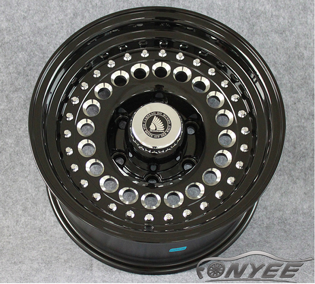 картинка Новые диски Raguna D-Force AKRO R15 6X139,7 ET-15 J8,5 черные + серебро магазин  StreetTuning 