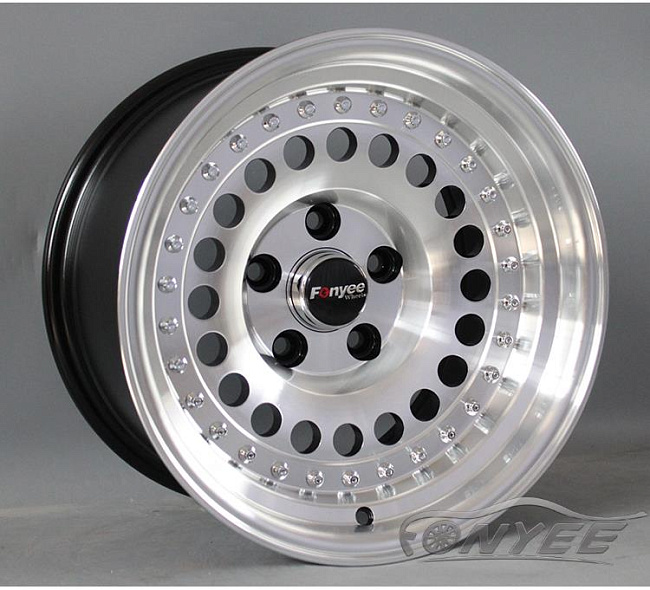 картинка Новые диски Raguna D-Force AKRO R16 6X114,3 ET-5 J9 серебро магазин  StreetTuning 