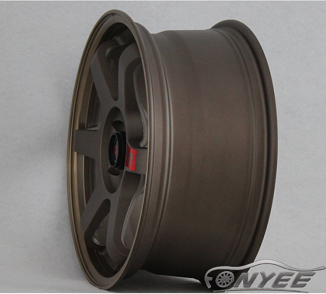 картинка Новые диски Rays TE37 R17 5X114,3 ET38 J7,5 золото мат + полированная полка золото магазин  StreetTuning 