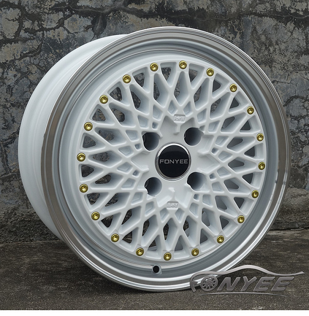картинка Новые диски Fonyee 497 R15 4x100 ET28 J7,5 серебро + белый магазин  StreetTuning 