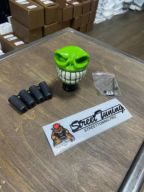 картинка Ручка КПП Ghost (призрак), цвет зеленый. магазин  StreetTuning 