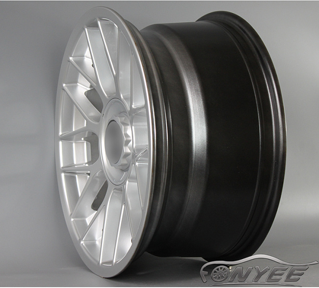 картинка Новые диски BBS RC302 R18 5X112/5X120 ET20 J10 серебро глянец магазин  StreetTuning 