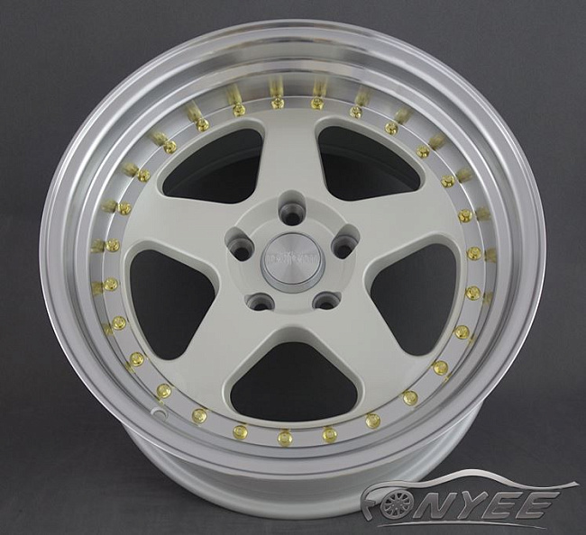 картинка Новые диски Rotiform R17 5x112 ET10 J10 перламутровый + полированная полка магазин  StreetTuning 