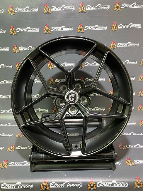картинка Новые диски HRE FF11 Flow Forming R18 J8 ET35 5X108, Black Mat магазин  StreetTuning 