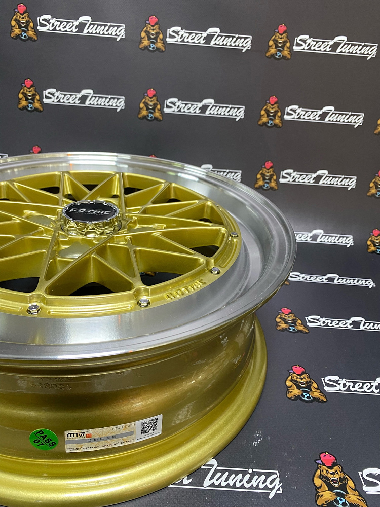 картинка Новые диски Work Equip R14 J5 ET15 4x100 Gold + Silver от магазина  StreetTuning