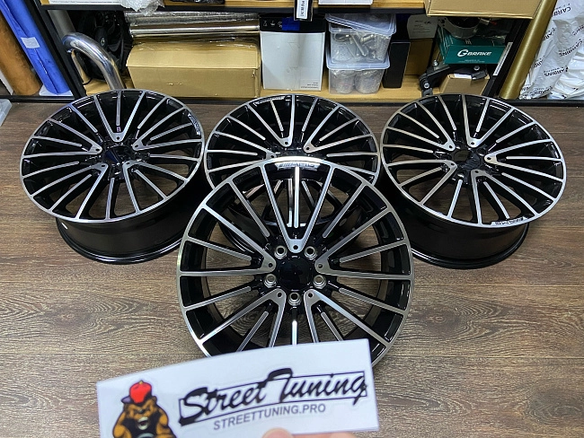 картинка Новые диски SL148 для Mercedes R18 J8 ET45 5X112 черные + серебро магазин  StreetTuning 