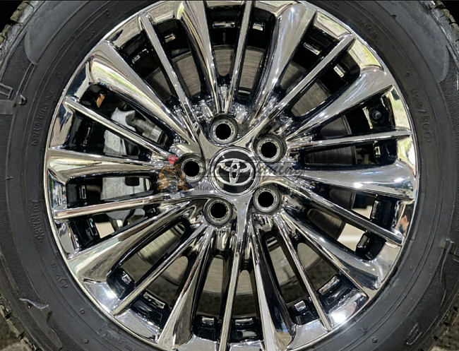 картинка Диски Toyota FBX434 R17 J6,5 ET33 5X114,3 chrome магазин  StreetTuning 