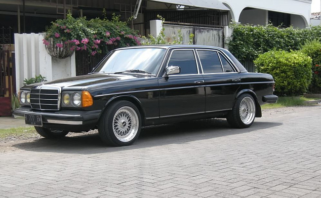 картинка Новые диски BBS RS R15 4X100/5X100 ET15 J7 серебро + полированная полка магазин  StreetTuning 