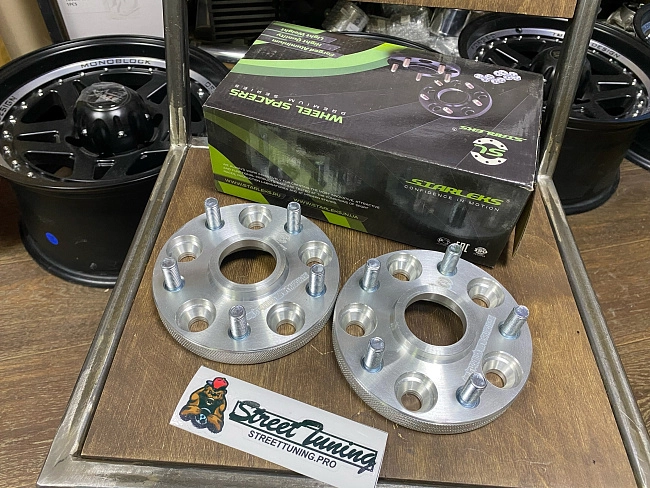 картинка Проставка переходная 20 мм 5x114.3-5x112,ЦО 67.1-57.1 шпилька 12x1.5 магазин  StreetTuning 