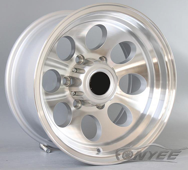 картинка Новые диски GT wheels style 2 R16 6x139,7 ET-25 J8 серебро магазин  StreetTuning 