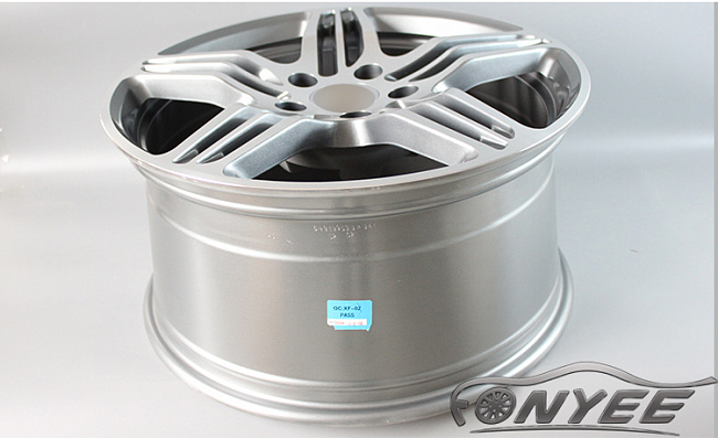 картинка Новые диски Porsche Cayman Wheels R19 5x130 ET46 J9,5 серый + серебро магазин  StreetTuning 