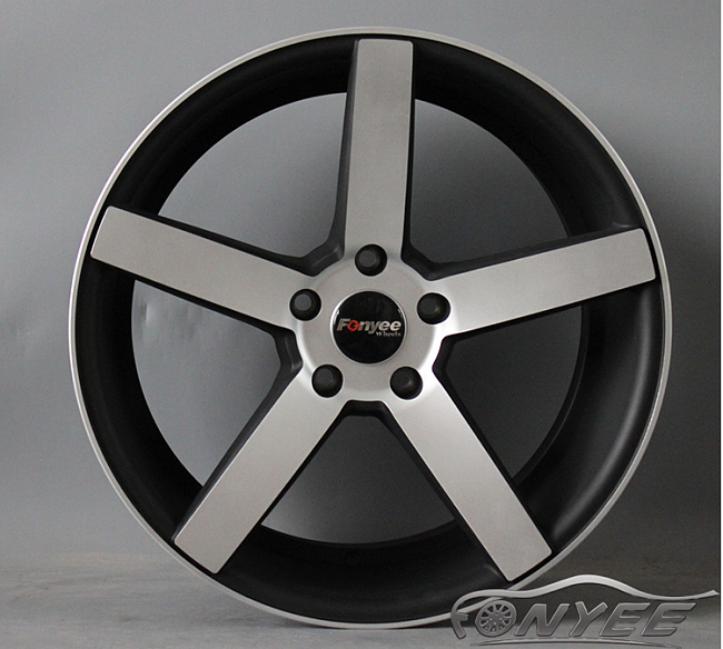 картинка Новые диски Vossen CV3 Replica R19 5X114,3 ET35 J9,5 черный мат + серебро магазин  StreetTuning 