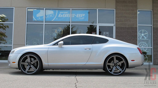 картинка Новые диски Gianelle Lucca R20 J8,5 ET38 5x114,3 черный + серебро магазин  StreetTuning 