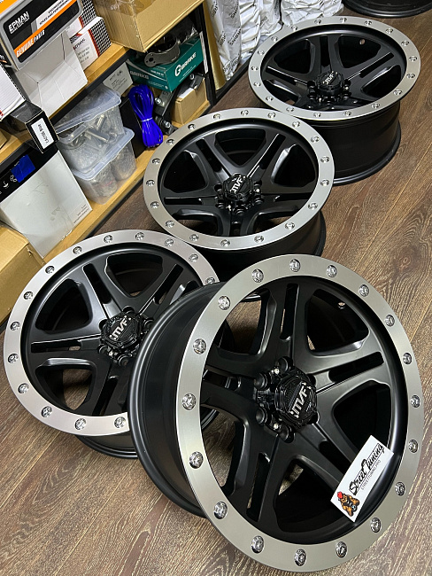 картинка Новые диски MVF R17 J8.5 et10 6x114,3, черные с серебристым кантом. магазин  StreetTuning 