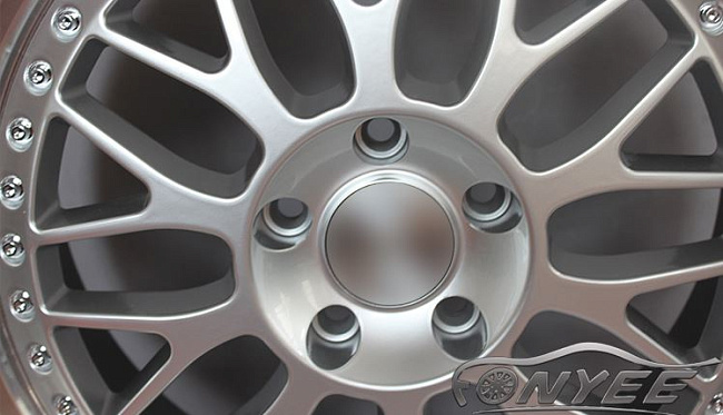 картинка Новые диски BBS LM R19 5X120 ET35 J8,5 серебро глянец + полированная полка магазин  StreetTuning 