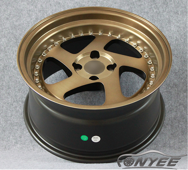 картинка Новые диски Rotiform TMB Flat R18 5х114,3 ET30 J9,5 бронза + серебристые болтики магазин  StreetTuning 