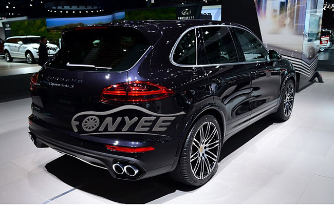 картинка Новые диски Porsche Macan wheels R22 5x130 ET45 J9,5 черный глянец + серебро магазин  StreetTuning 