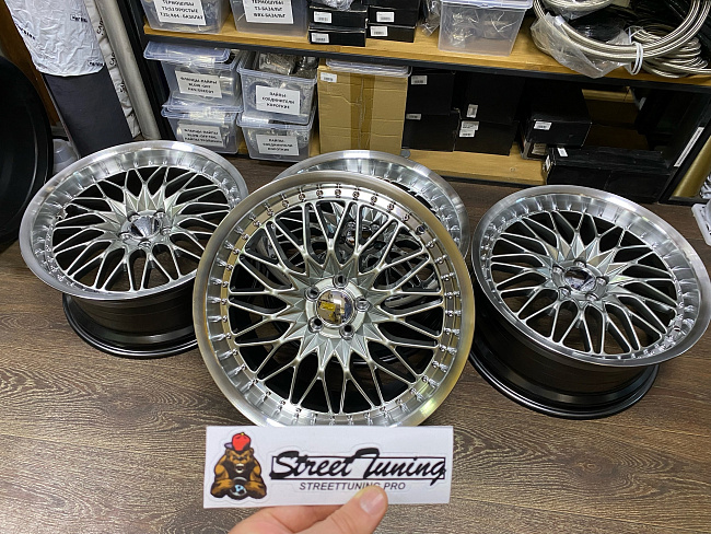 картинка Новые диски VS Work SPL F051 R18 J8.5 ET35 5X100 Hyper Blackолотые магазин  StreetTuning 