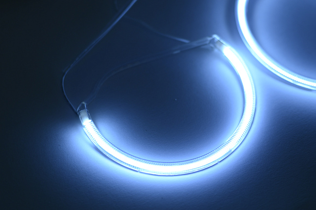 картинка Газоразрядные ангельские для Lexus IS200/300. Диаметр 135 мм х146 мм. магазин  StreetTuning 