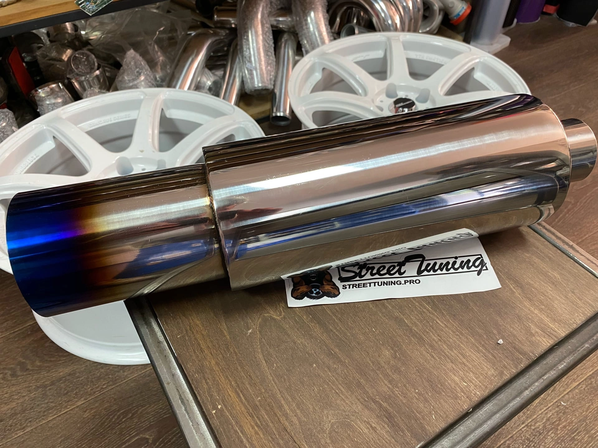 картинка Прямоточная банка HKS Style серии Jasma,D-63x102 мм с напылением магазин  StreetTuning 