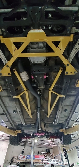 картинка Усилитель подрамник для SUBARU IMPREZA 2008-14 г магазин  StreetTuning 