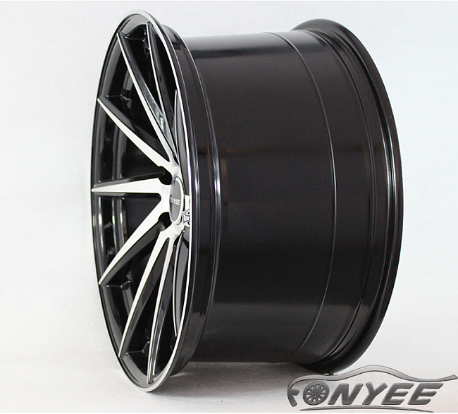 картинка Новые диски Vossen CVT-L Replica R19 5X114,3 ET35 J10 черный глянец + серебро магазин  StreetTuning 