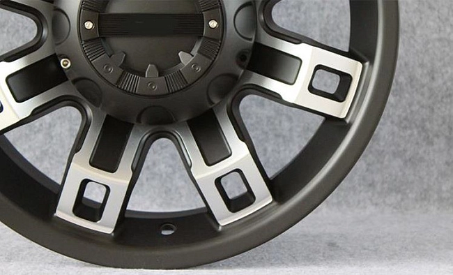 картинка Новые диски Blazn R20 5X150-139,7 ET-6 J9 черные + серебро магазин  StreetTuning 