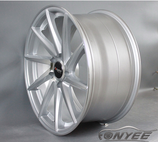 картинка Новые диски Vossen CVT-L Replica R18 5X114,3 ET35 J9,5 серебро магазин  StreetTuning 