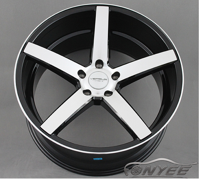 картинка Новые диски Vossen CV3 Replica R20 5X114,3 ET40 J10 черный глянец + серебро магазин  StreetTuning 