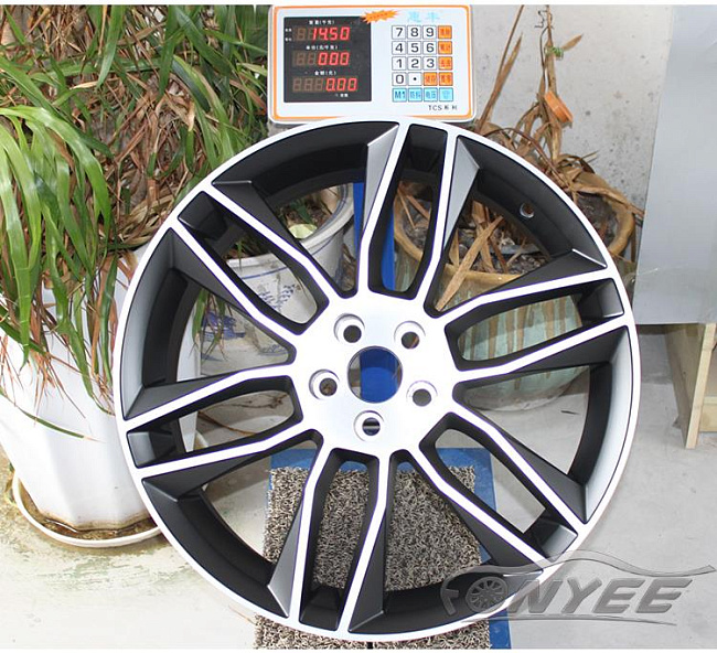 картинка Новые диски Jaguar F Type R20 5X108 ET40 J9,5 черный мат + серебро магазин  StreetTuning 