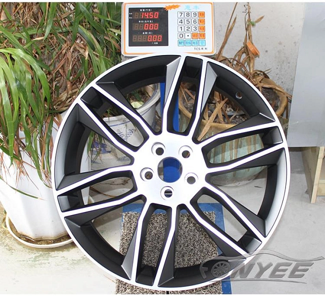 картинка Новые диски Jaguar F Type R20 5X108 ET40 J9,5 черный мат + серебро магазин  StreetTuning 