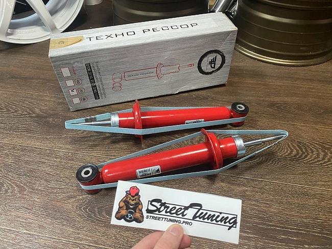 картинка Задние газонаполненные амортизаторы - 50 мм ВАЗ 2110-12 магазин  StreetTuning 