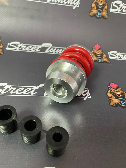 картинка Ручка КПП MOMO Springs в стиле койловера, серебро, пружина красная магазин  StreetTuning 