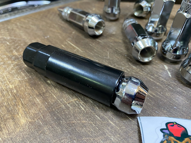 картинка Комплект гаек пики (пули) Starleks, 1/2, цвет  хром, 20 шт. магазин  StreetTuning 