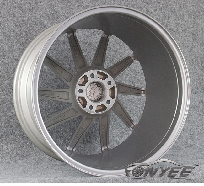 картинка Новые диски Vossen CVT-L Replica R18 5X105 ET33 J8,5 серебристые магазин  StreetTuning 