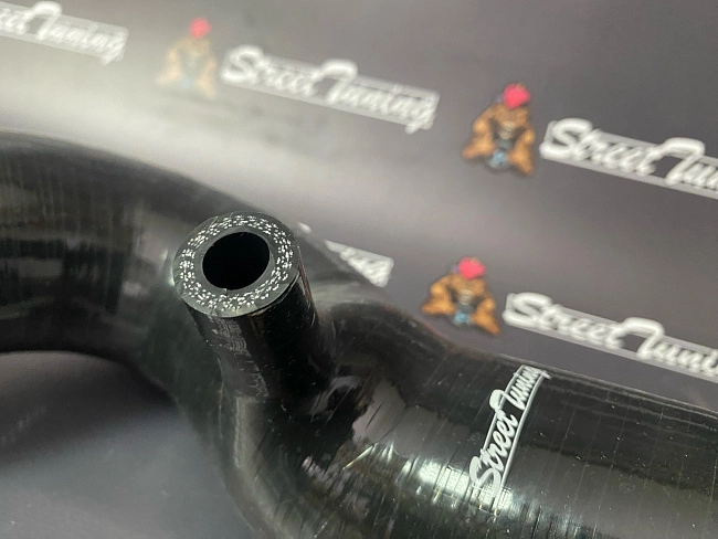 картинка Впускной патрубок StreetTuning для Mini Cooper S, черный магазин  StreetTuning 