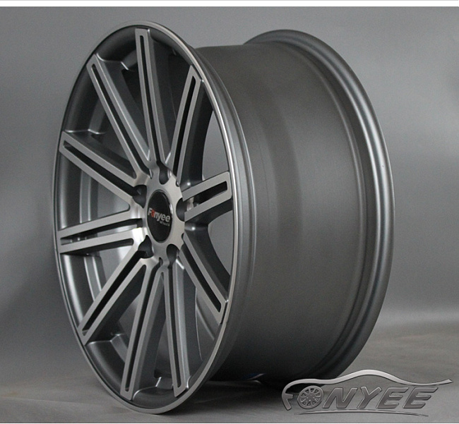 картинка Новые диски Vossen CV4 Replica R18 5X112 ET35 J8 серый мат + серебро магазин  StreetTuning 