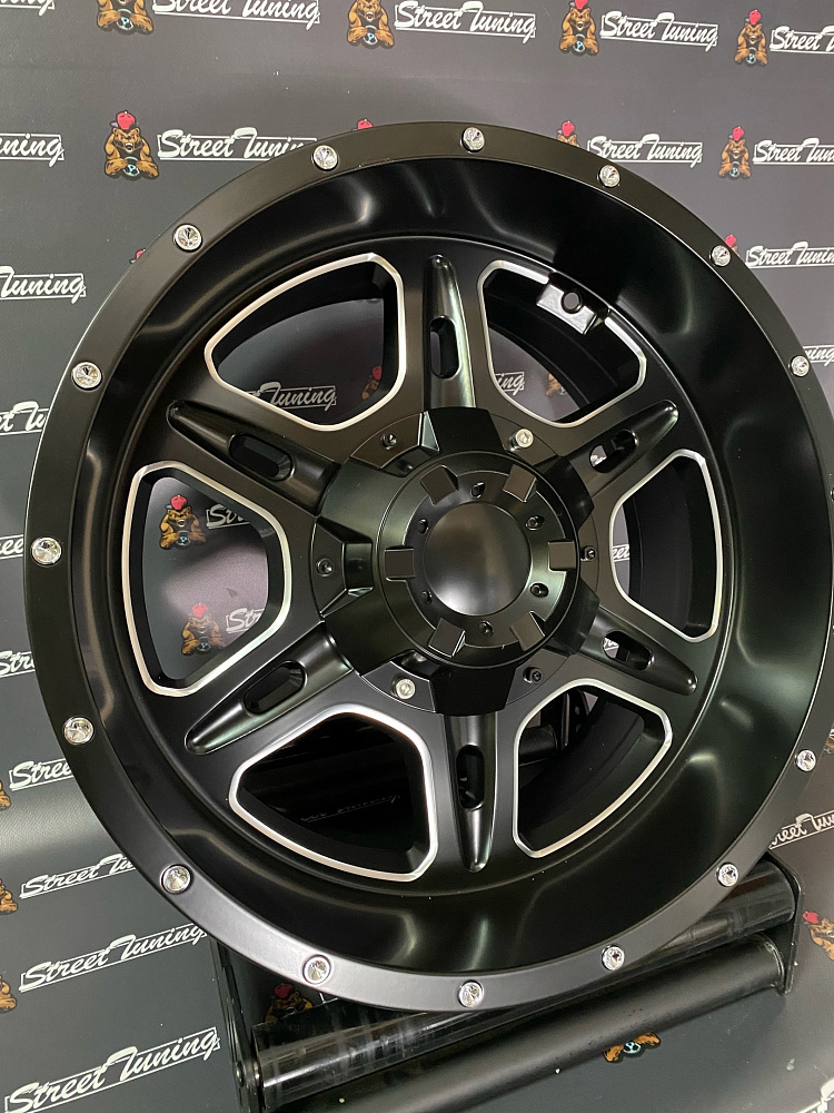 картинка Новые диски OFF ROAD 6054 R18 J9 ET(-12) 6X139.7 цо 110 от магазина  StreetTuning