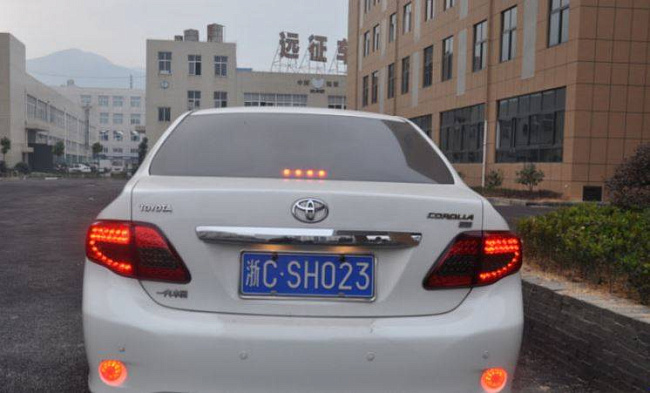 картинка Задние фонари для Toyota Corolla 2007-2010 г затемненные габарит и по магазин  StreetTuning 