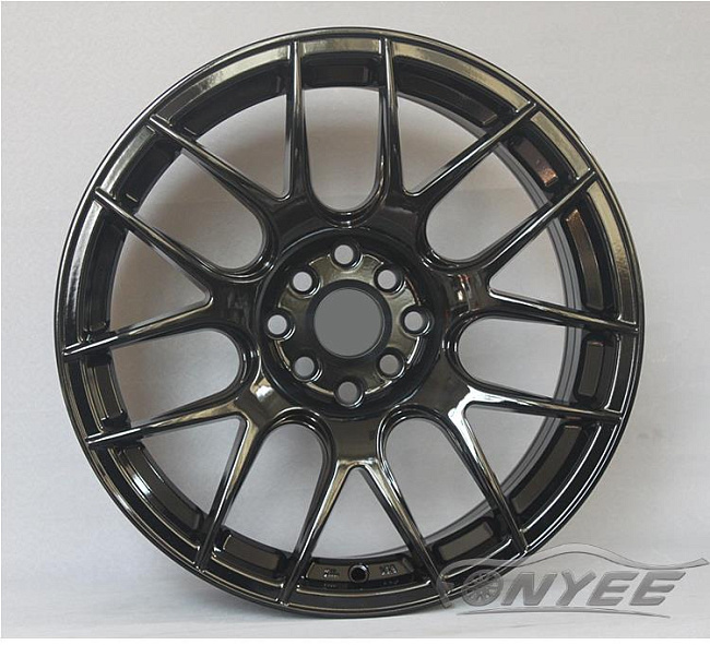 картинка Новые диски XXR 530 R17 4X100/114.3 ET35 J8,25, черные глянцевые магазин  StreetTuning 