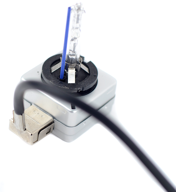 картинка Ксеноновая лампа DC D3S , 8000К магазин  StreetTuning 