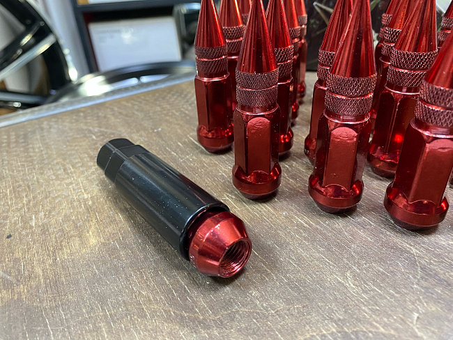 картинка Комплект гаек пики (пули) Starleks, 1/2, цвет красный, 20 шт. магазин  StreetTuning 