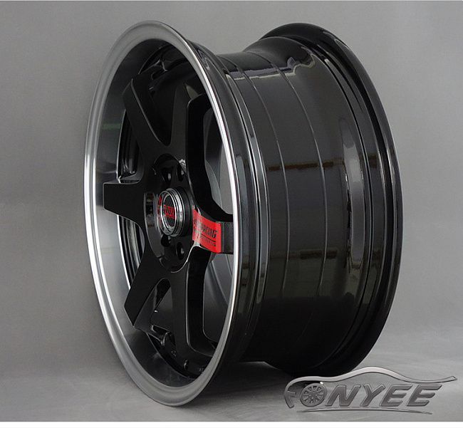 картинка Новые диски Rays TE37 R17 4X114,3/4X100 ET40 J7,5 черные глянцевые + хром полка магазин  StreetTuning 