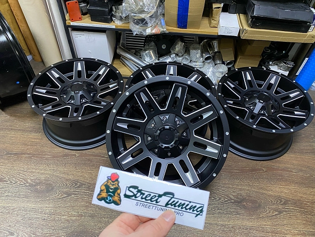 картинка Новые диски STL-HD R18 J9 ET-12 6X139,7 , черный мат магазин  StreetTuning 
